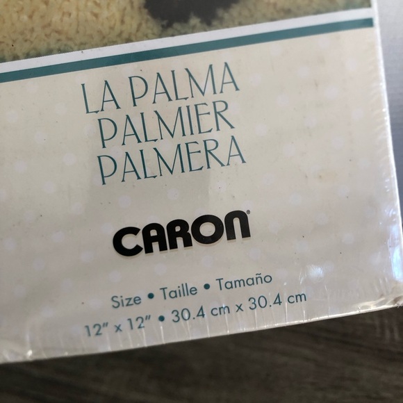 WonderArt Latch Hook Kit - Palm Tree Design - Picture 3 of 8